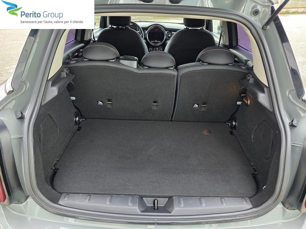 MINI Cooper 1.5 Cooper Business 5 porte - 6