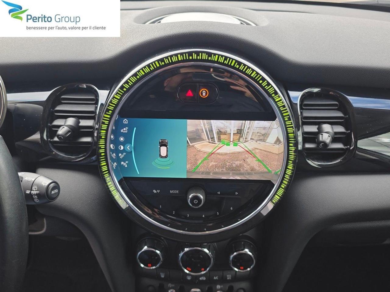 MINI Cooper 1.5 Cooper Business 5 porte - 13