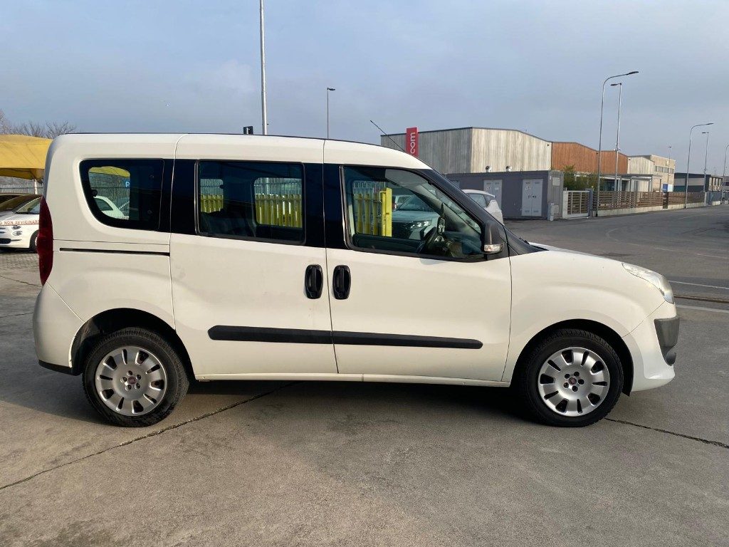 FIAT Doblo 1.6 MJT 105CV ACTIVE 7 POSTI ( 5 SEDILI ) - 5