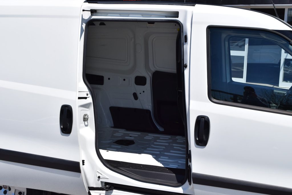 FIAT Doblo Cargo Maxi 1.6 Multijet PL Business 105CV - 12