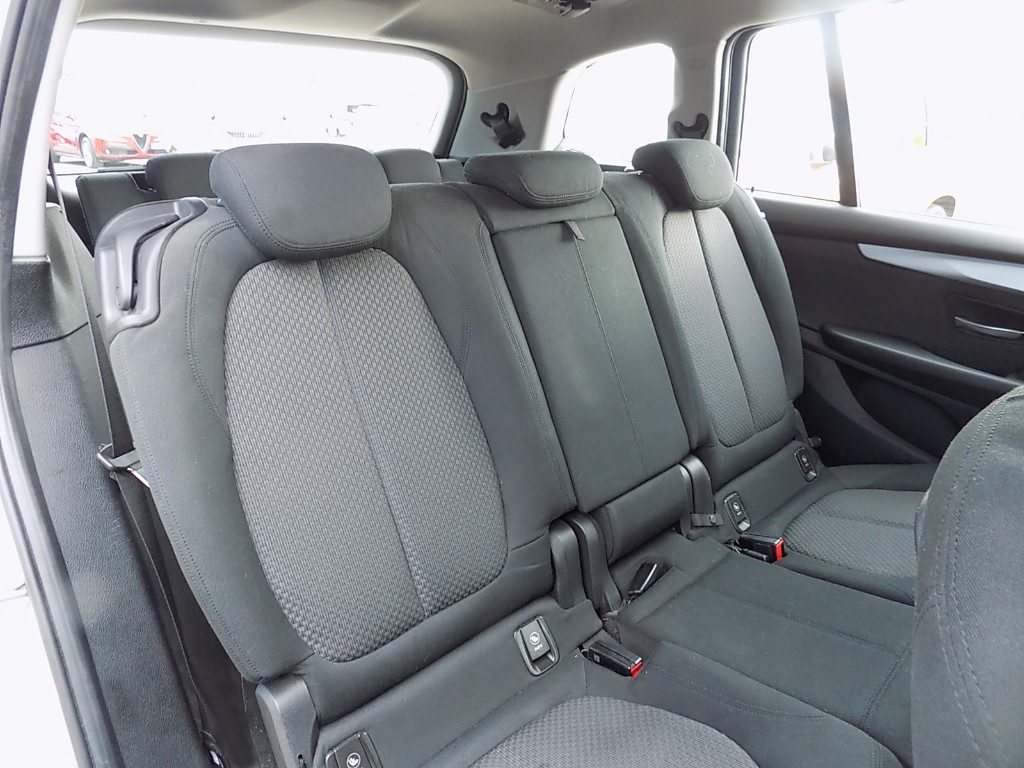 BMW 218 d Gran Tourer 7 POSTI - 27