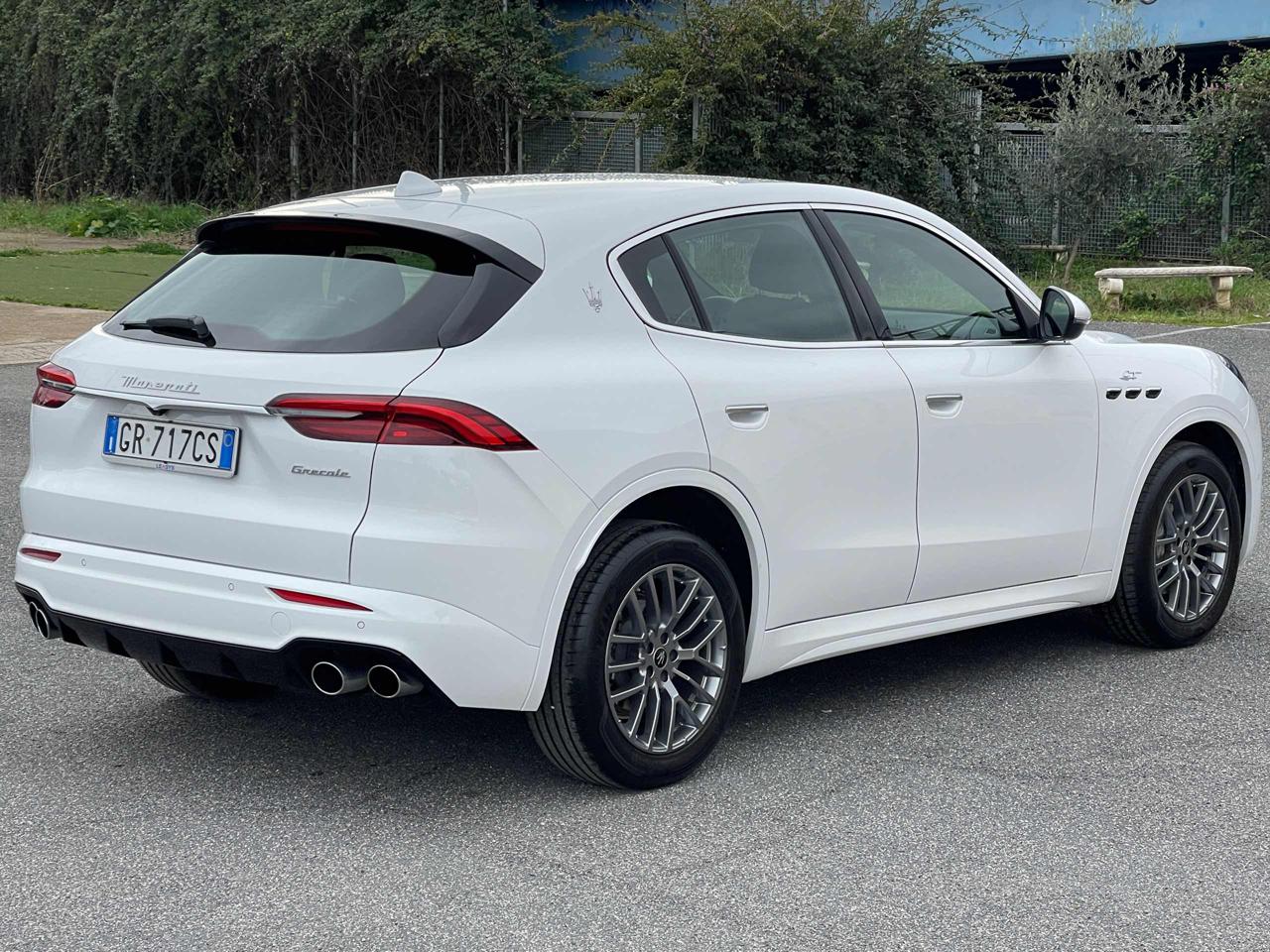 MASERATI Grecale MHEV 300 CV AWD GT Hybrid 12.000 km - 6