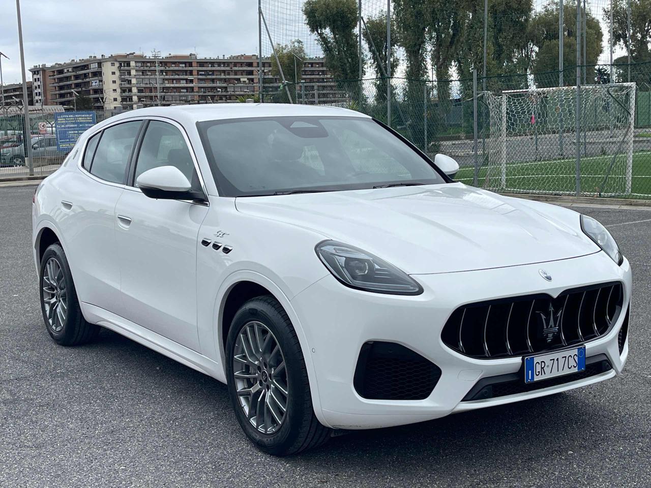 MASERATI Grecale MHEV 300 CV AWD GT Hybrid 12.000 km - 3