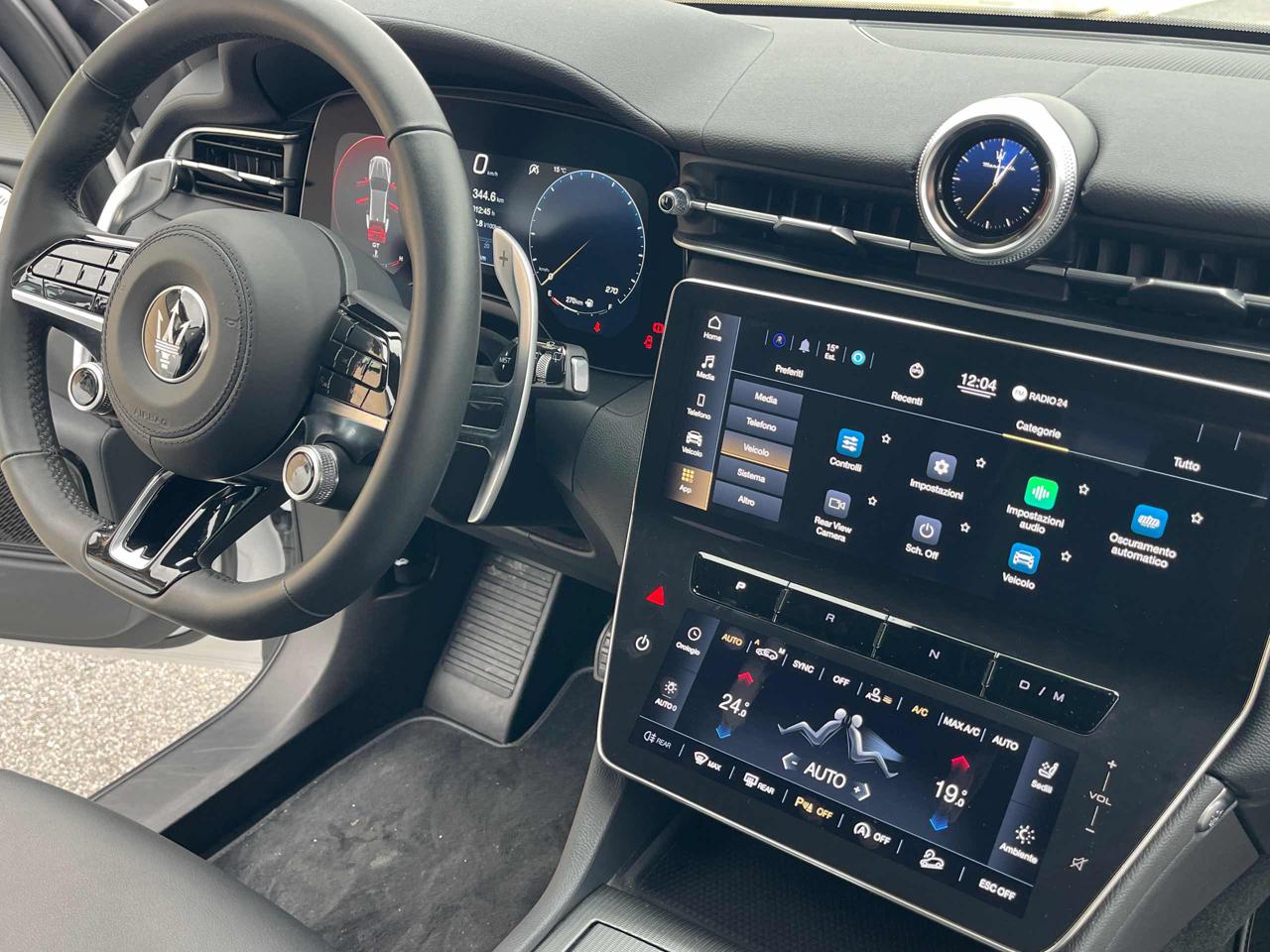 MASERATI Grecale MHEV 300 CV AWD GT Hybrid 12.000 km - 24