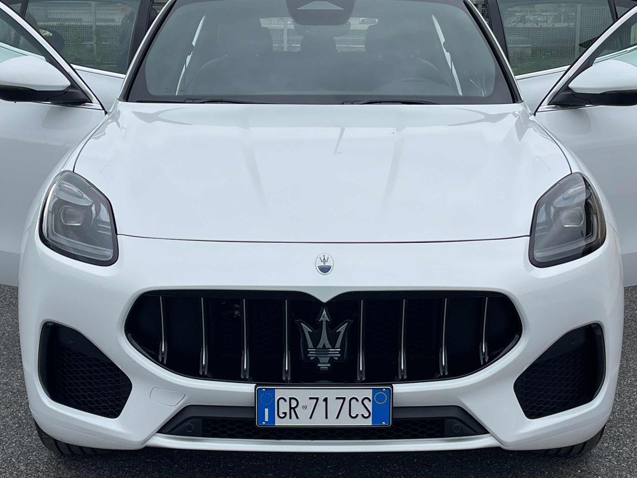 MASERATI Grecale MHEV 300 CV AWD GT Hybrid 12.000 km - 29