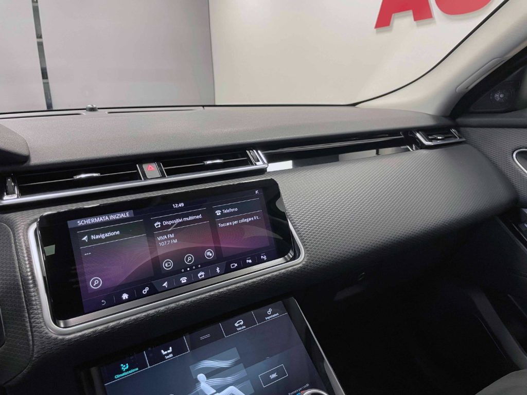 LAND ROVER Range Rover Velar 2.0D I4 HSE 180CV AUTO MY19 - 20