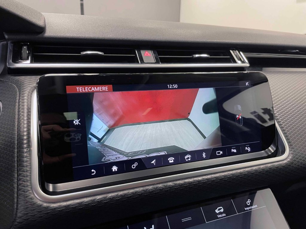 LAND ROVER Range Rover Velar 2.0D I4 HSE 180CV AUTO MY19 - 26