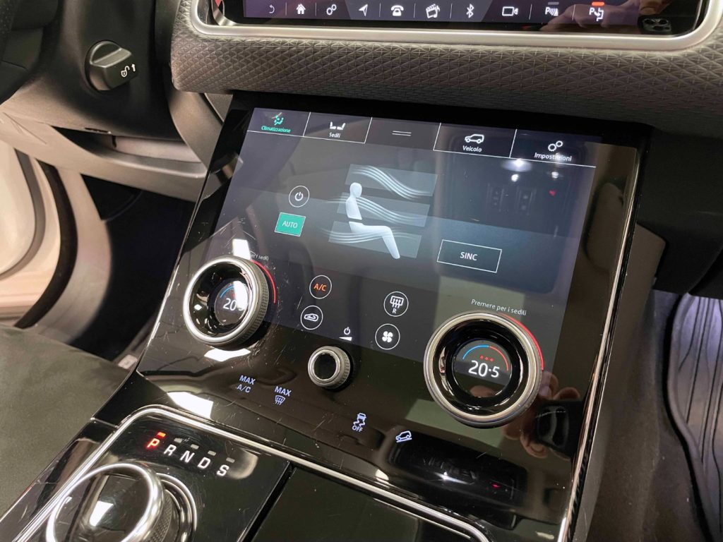 LAND ROVER Range Rover Velar 2.0D I4 HSE 180CV AUTO MY19 - 51