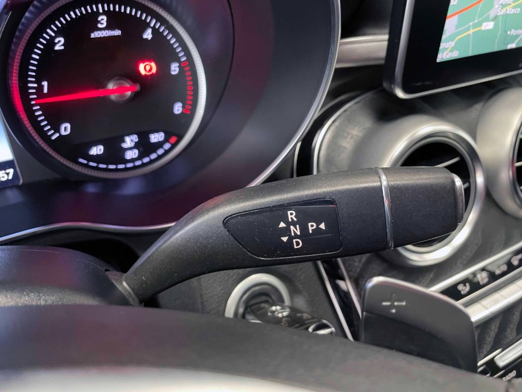 MERCEDES-BENZ C 220 D CABRIO PREMIUM AUTO - 27