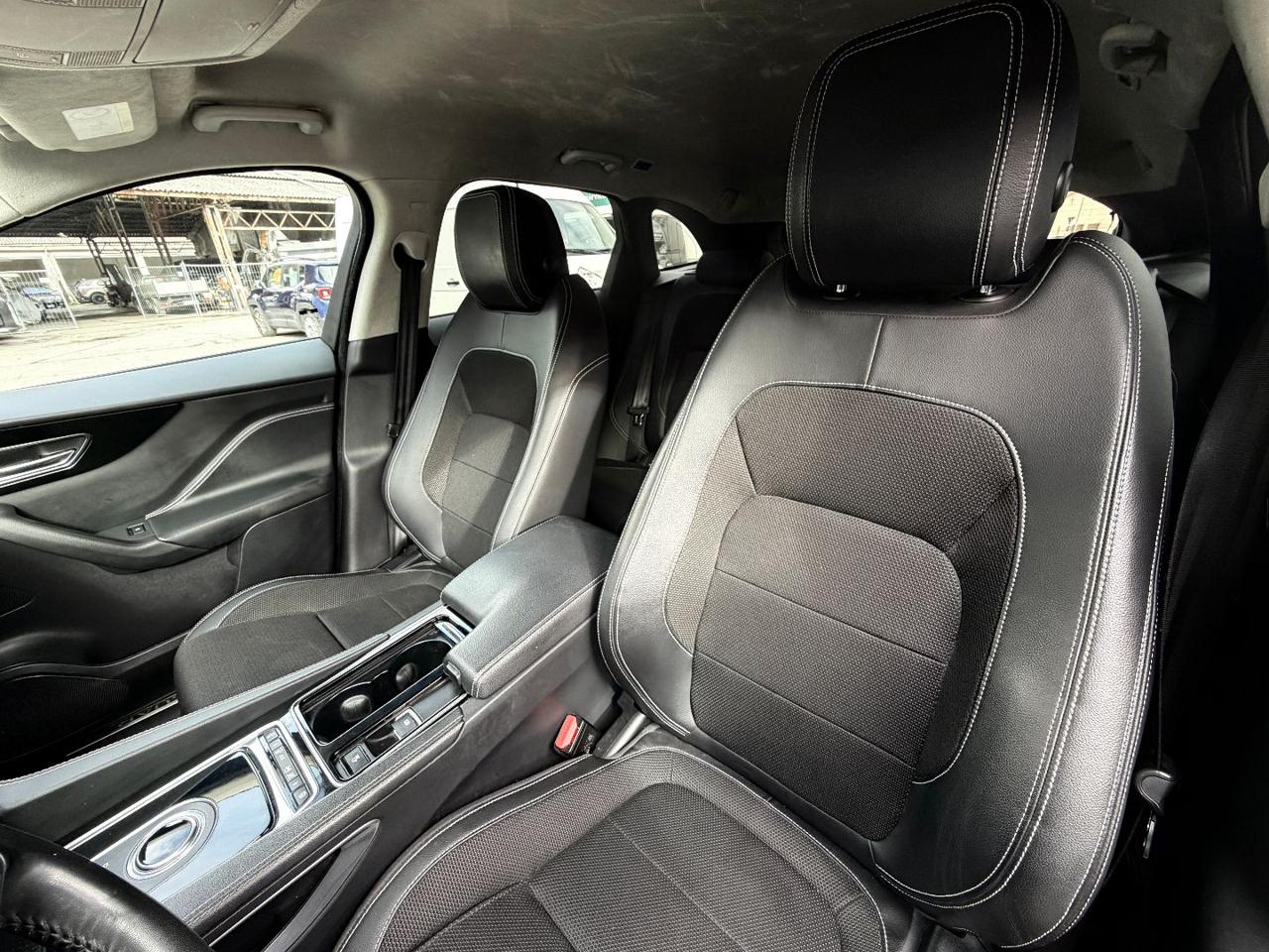 JAGUAR F-Pace 2.0 D 180 CV aut. R-Sport - 20