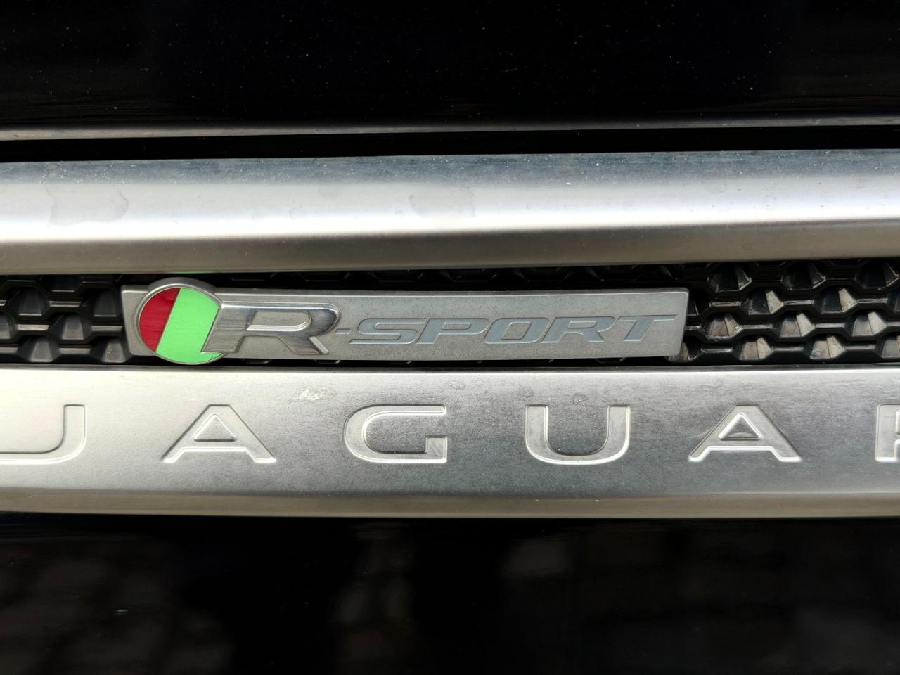 JAGUAR F-Pace 2.0 D 180 CV aut. R-Sport - 12