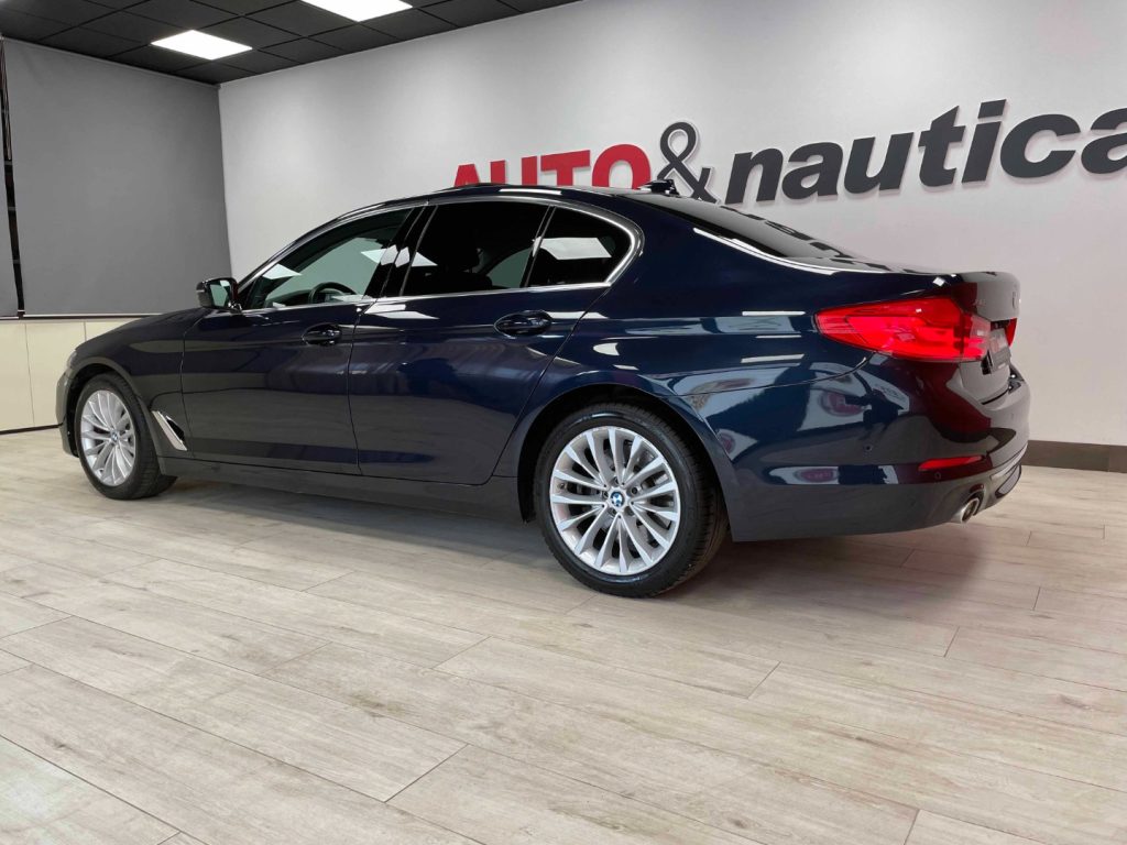 BMW 530 D XDRIVE LUXURY 249CV AUTO E6 - 7