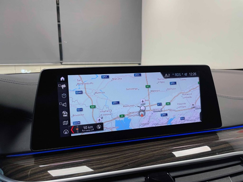 BMW 530 D XDRIVE LUXURY 249CV AUTO E6 - 24