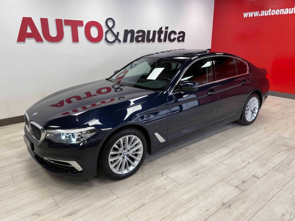 BMW 530 D XDRIVE LUXURY 249CV AUTO E6 - 32