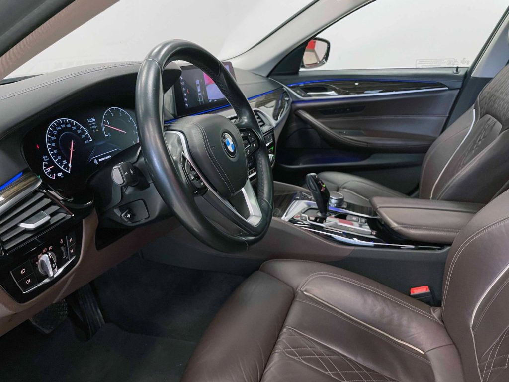 BMW 530 D XDRIVE LUXURY 249CV AUTO E6 - 52