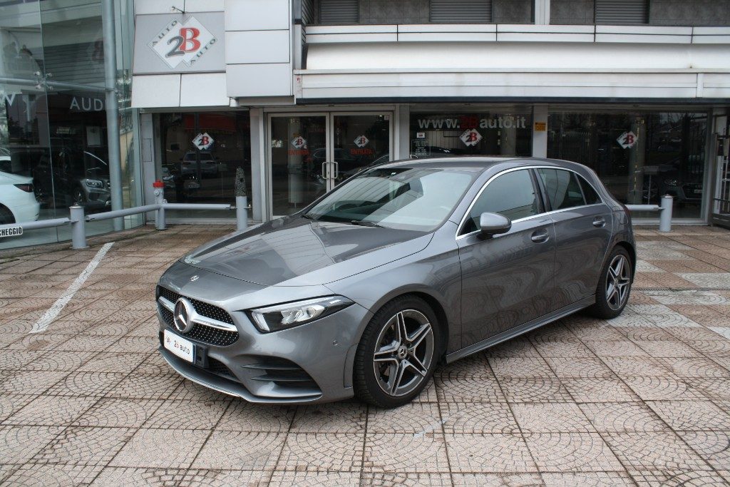 2B Auto ||| MERCEDES-BENZ A 180 Premium Amg in vendita a Nova Milanese