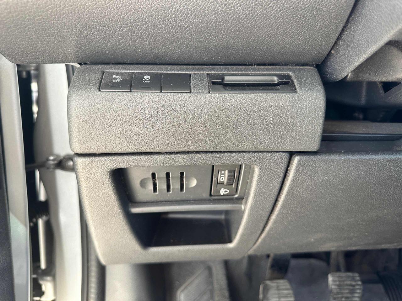 PEUGEOT 5008 1.6 HDi 115CV Business 7 POSTI  FARI FENDINEBBIA - 21