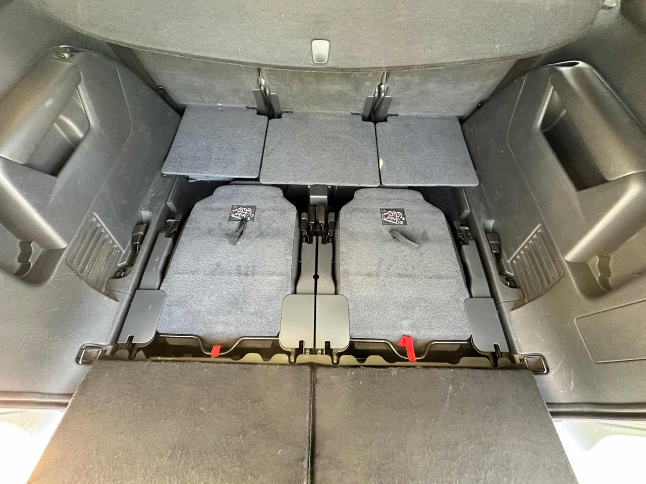 PEUGEOT 5008 1.6 HDi 115CV Business 7 POSTI  FARI FENDINEBBIA - 47