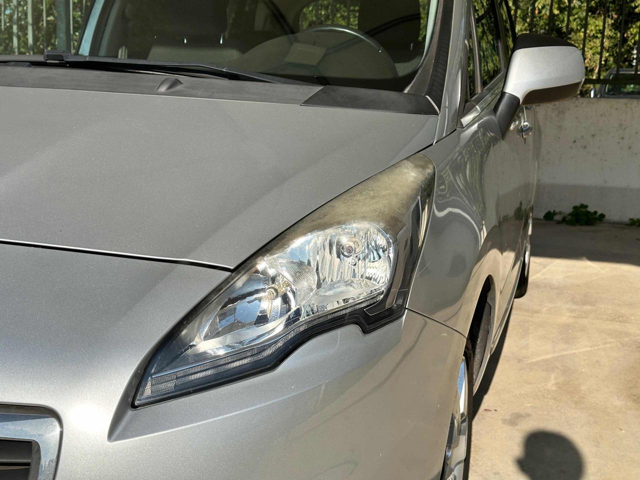 PEUGEOT 5008 1.6 HDi 115CV Business 7 POSTI  FARI FENDINEBBIA - 66