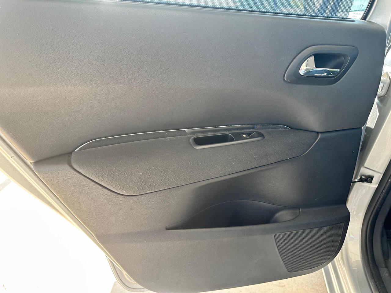 PEUGEOT 5008 1.6 HDi 115CV Business 7 POSTI  FARI FENDINEBBIA - 48