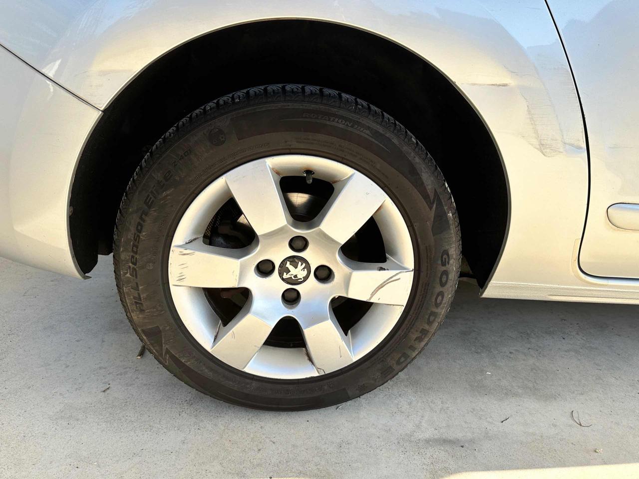 PEUGEOT 5008 1.6 HDi 115CV Business 7 POSTI  FARI FENDINEBBIA - 52