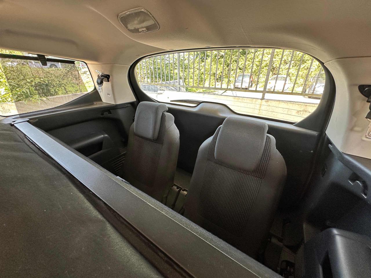 PEUGEOT 5008 1.6 HDi 115CV Business 7 POSTI  FARI FENDINEBBIA - 70