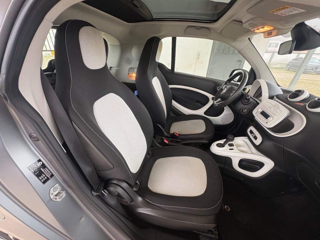 SMART ForTwo 70 1.0 twinamic AUTOMATICA OK NEOPATENTATI - 9