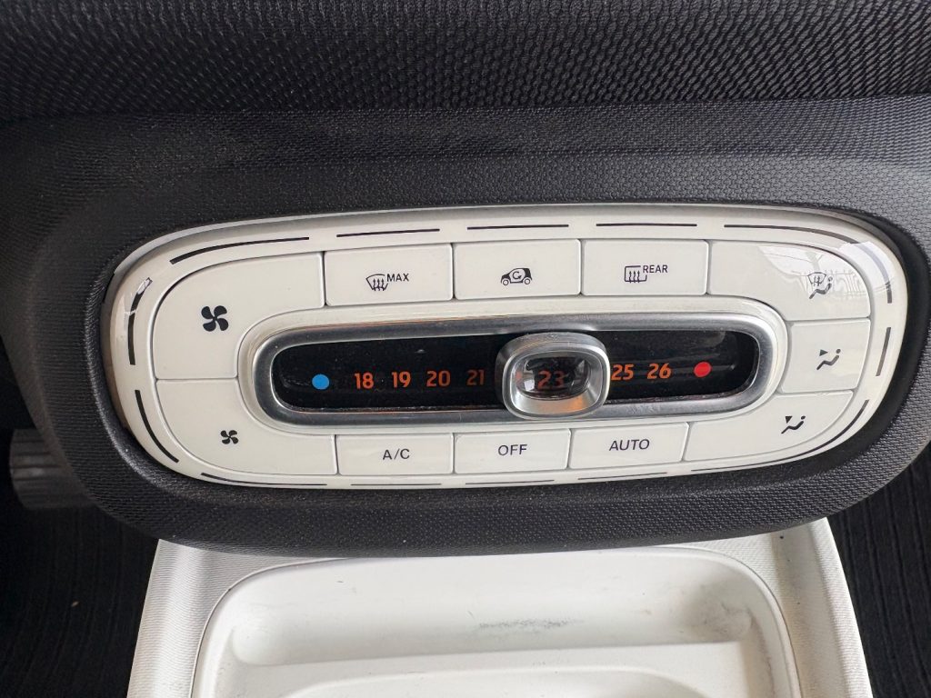 SMART ForTwo 70 1.0 twinamic AUTOMATICA OK NEOPATENTATI - 18