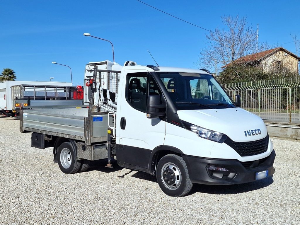 IVECO DAILY  35C16 E6 MOTORE 3.0 GRU 12m + CASSONE - 25