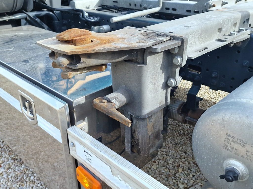 IVECO S-WAY 460 FP 6x2 E6 STERZANTE + INTARDER - 17