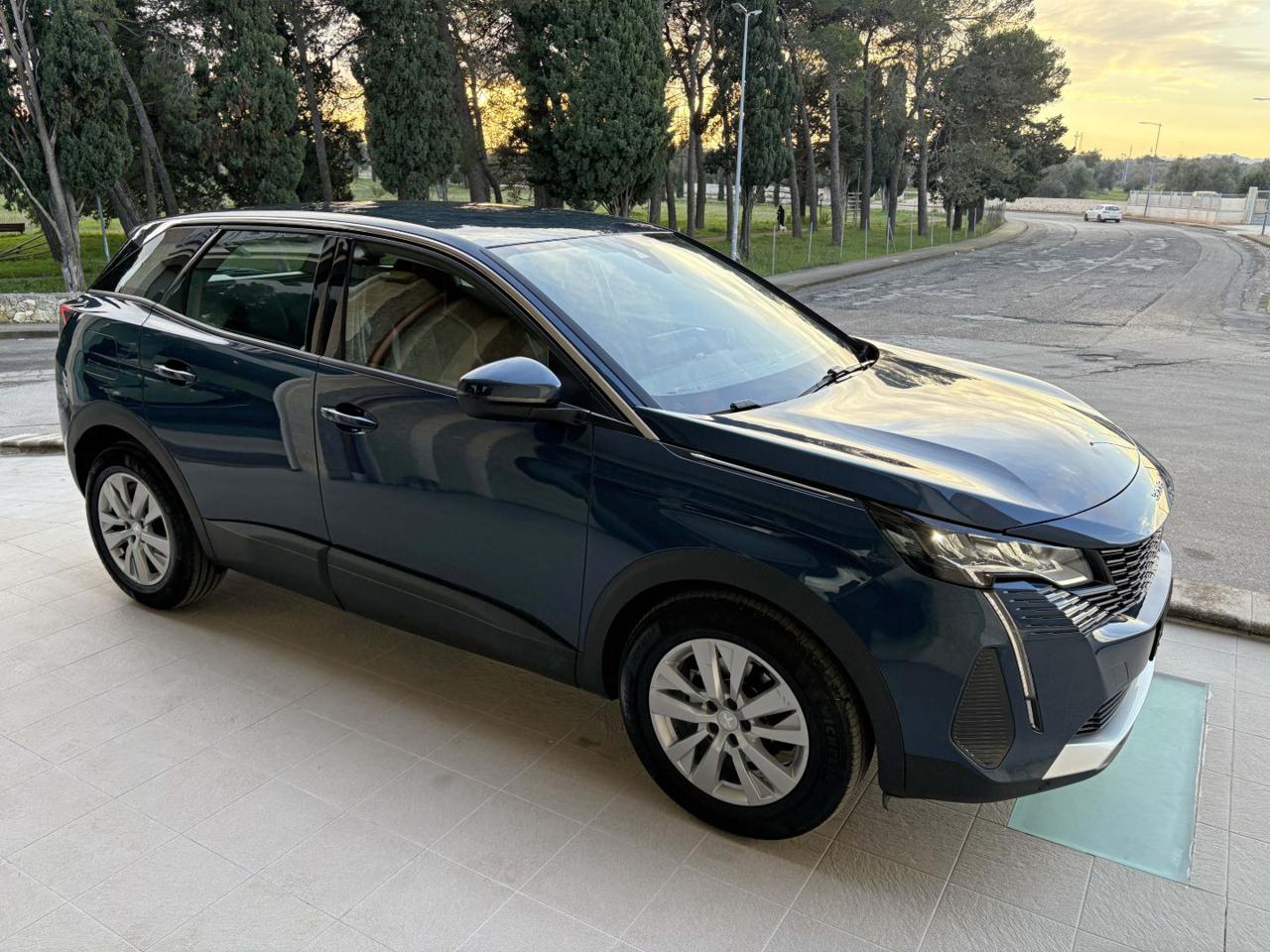 PEUGEOT 3008 1.5 BlueHDi 130 S&S Active Business - 3