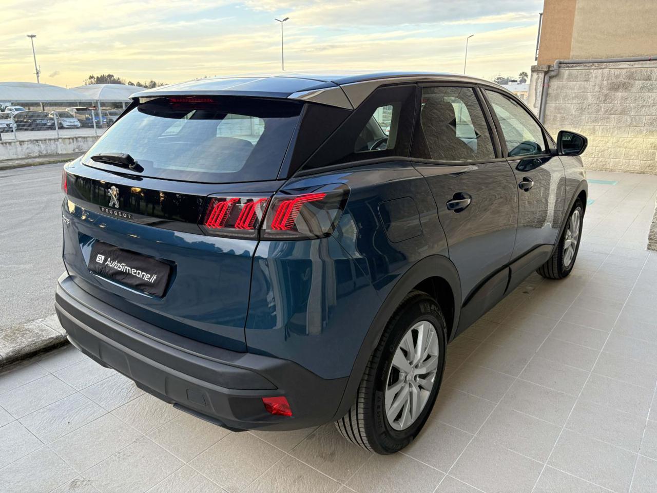 PEUGEOT 3008 1.5 BlueHDi 130 S&S Active Business - 5