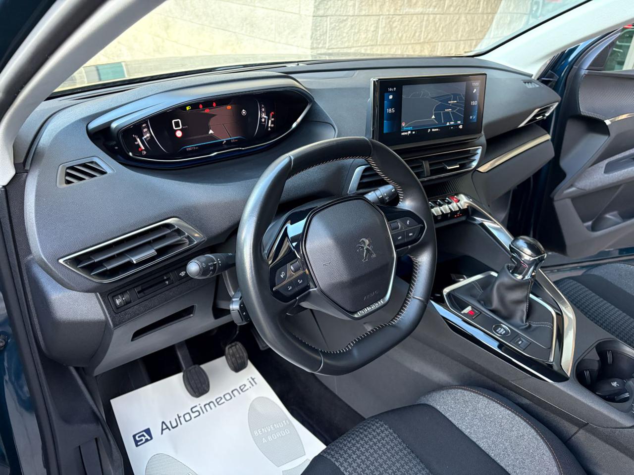 PEUGEOT 3008 1.5 BlueHDi 130 S&S Active Business - 11