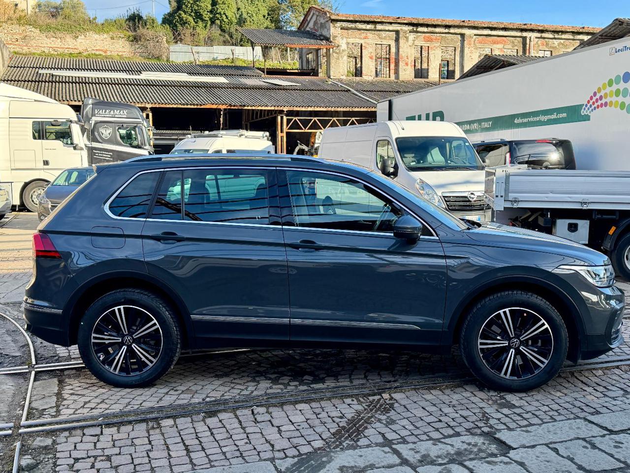 VOLKSWAGEN Tiguan 1.4 TSI eHYBRID DSG Elegance - 4