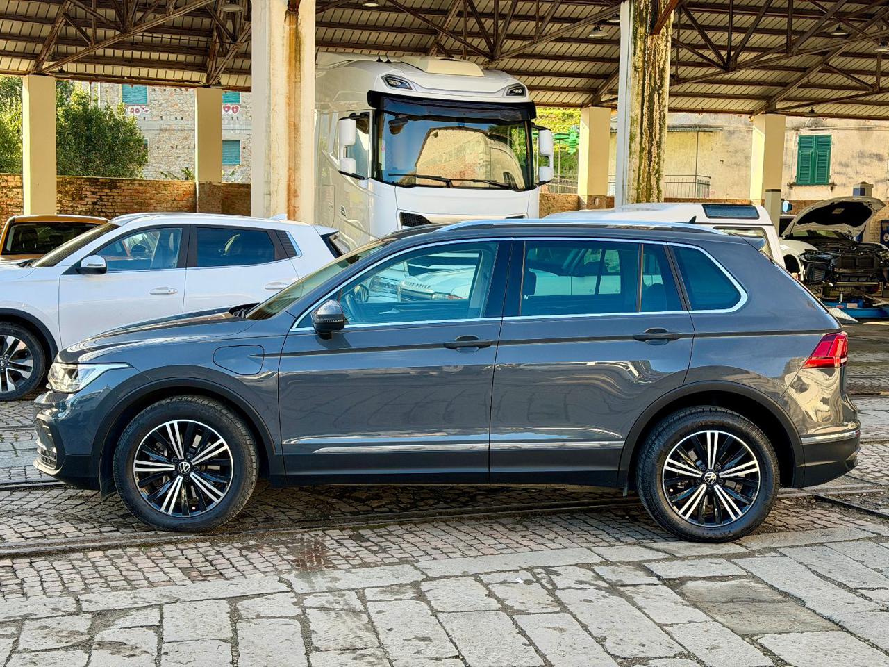 VOLKSWAGEN Tiguan 1.4 TSI eHYBRID DSG Elegance - 8