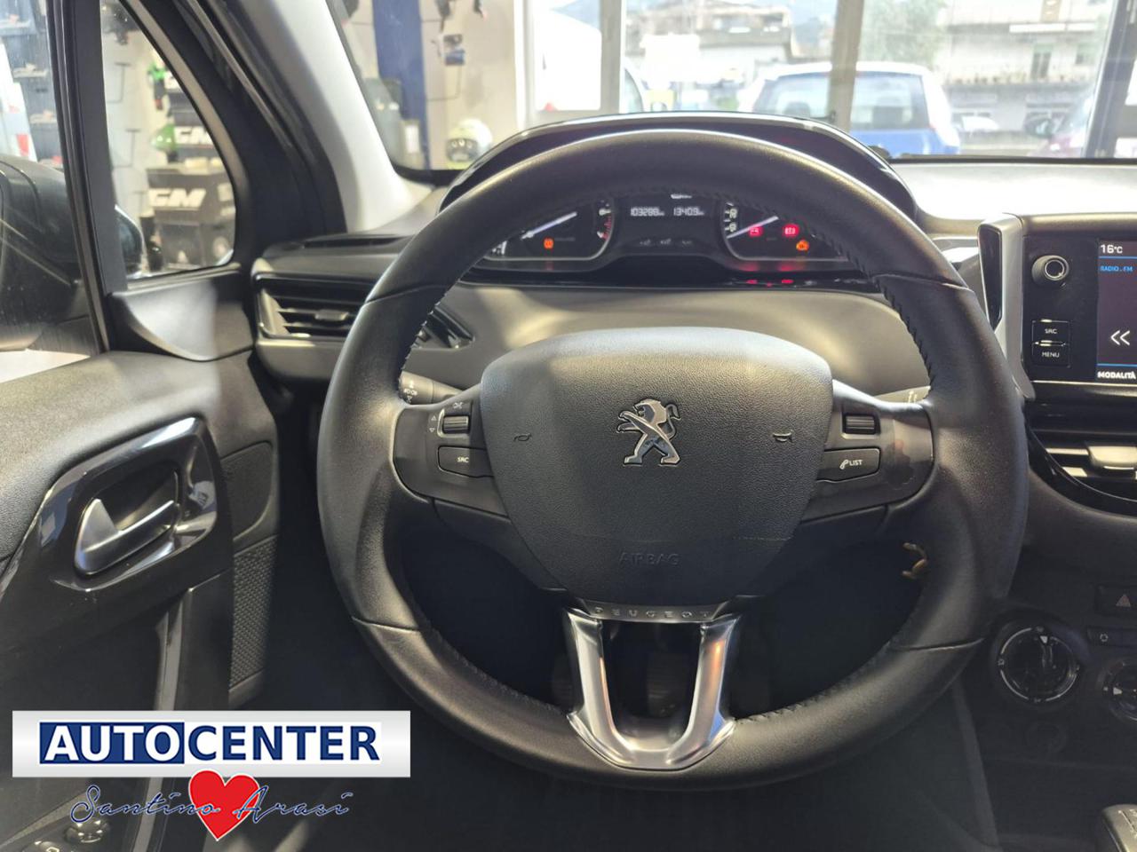 PEUGEOT 208 PureTech 82 5 porte Active - 9