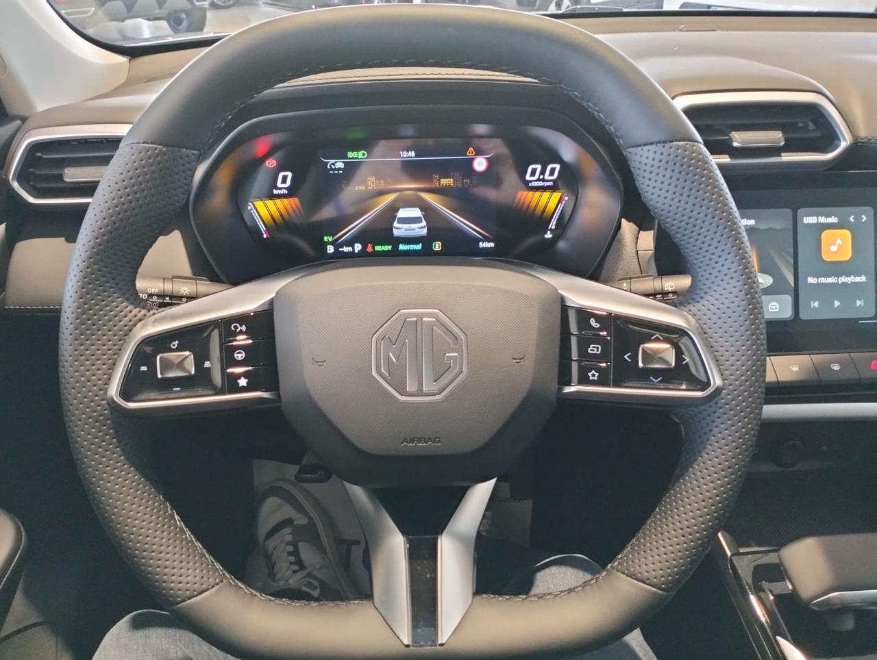 MG ZS 1.5 Hybrid+ Luxury - 13