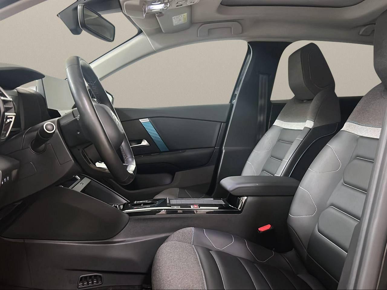 CITROEN E-C4 motore elettrico 136 CV Shine TETTO APRIBILE - 8