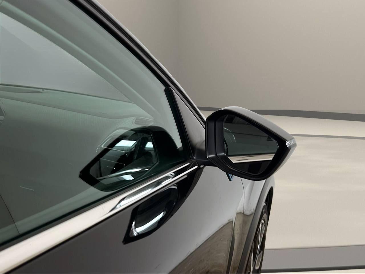 CITROEN E-C4 motore elettrico 136 CV Shine TETTO APRIBILE - 45