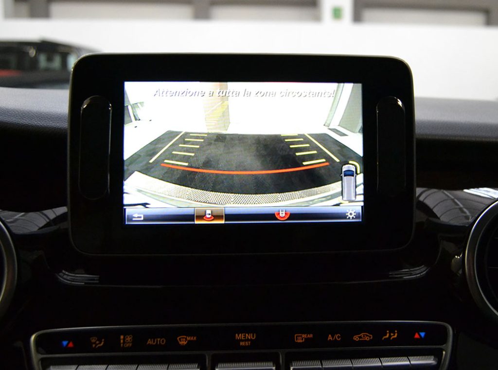 MERCEDES-BENZ V 250 d Automatic 4Matic Premium Long 8 Posti - 9