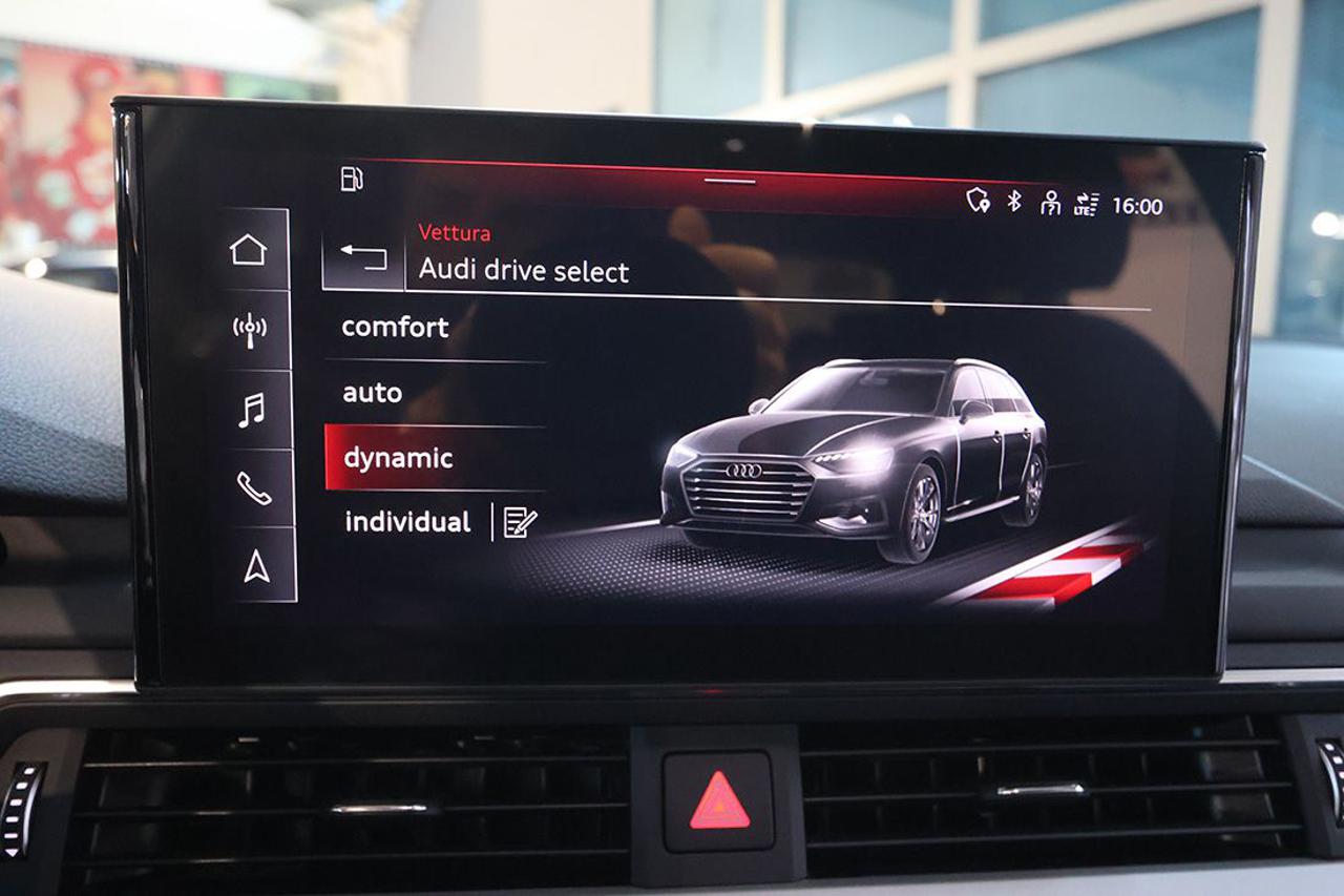 AUDI A4 35 TFSI Avant S-Tronic Business Advanced - 27