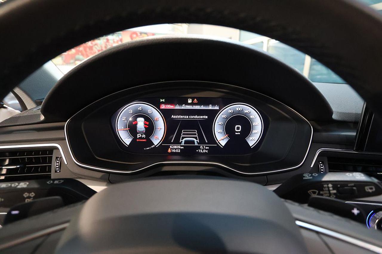 AUDI A4 35 TFSI Avant S-Tronic Business Advanced - 32