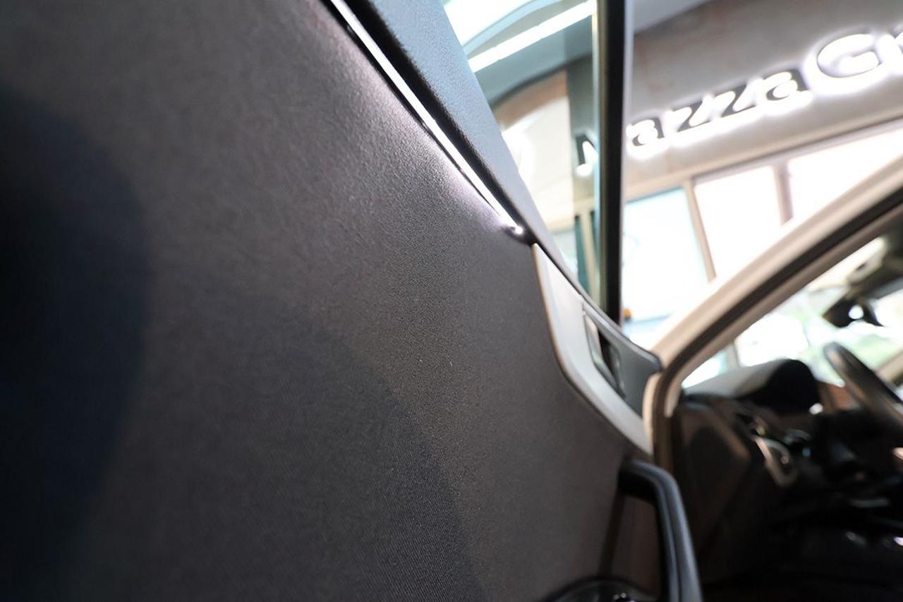 AUDI A4 35 TFSI Avant S-Tronic Business Advanced - 38