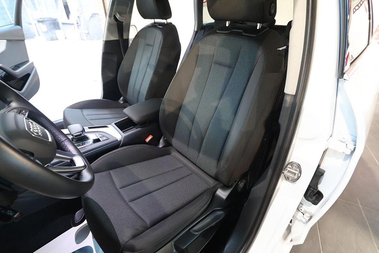 AUDI A4 35 TFSI Avant S-Tronic Business Advanced - 18