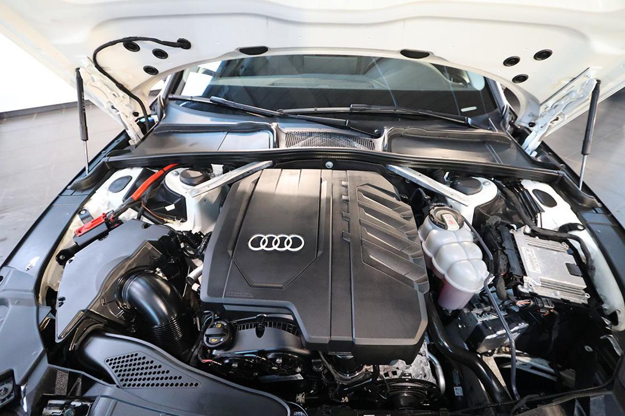 AUDI A4 35 TFSI Avant S-Tronic Business Advanced - 11