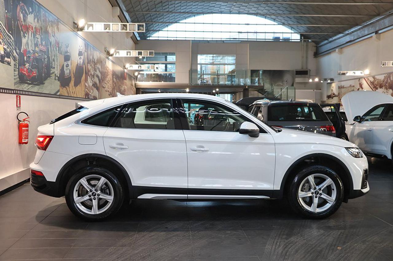 AUDI Q5 45 TFSI Sportback Quattro S-Tronic - 2