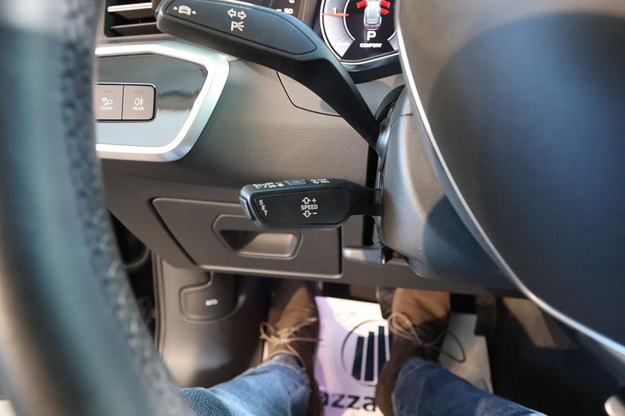 AUDI A6 40 TDI Avant Quattro ultra S-Tronic Busin. Design - 23