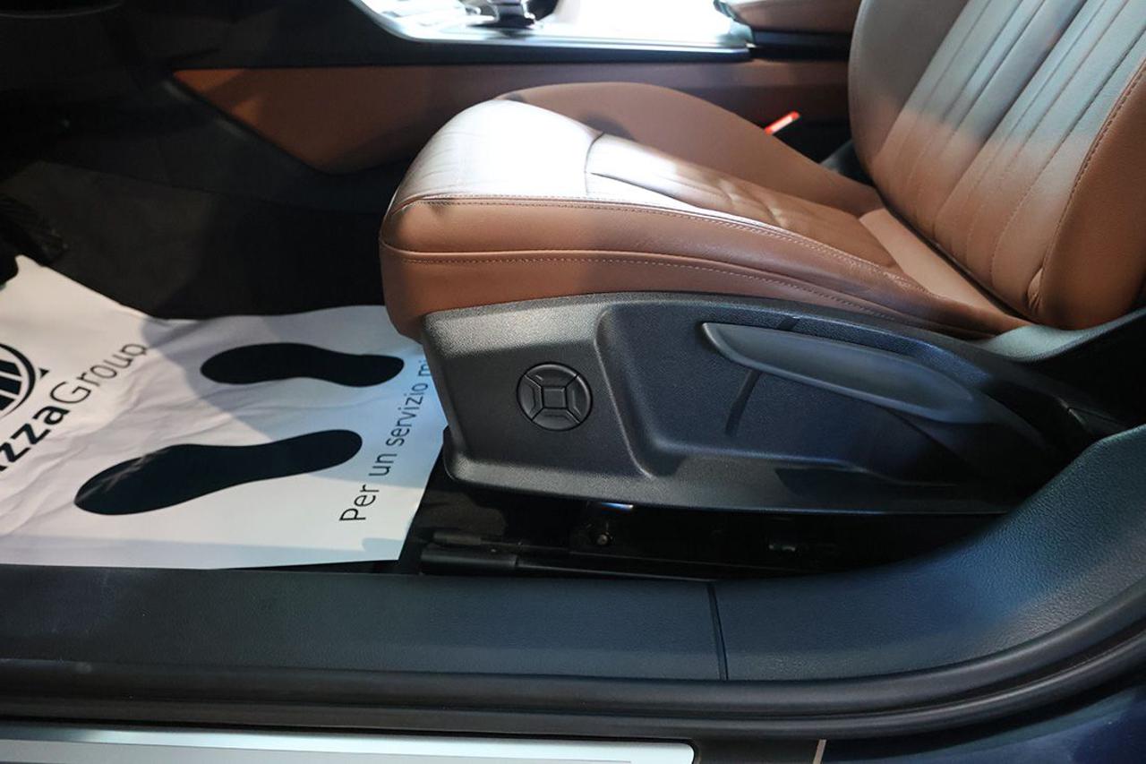 AUDI A6 40 TDI Avant Quattro ultra S-Tronic Busin. Design - 45