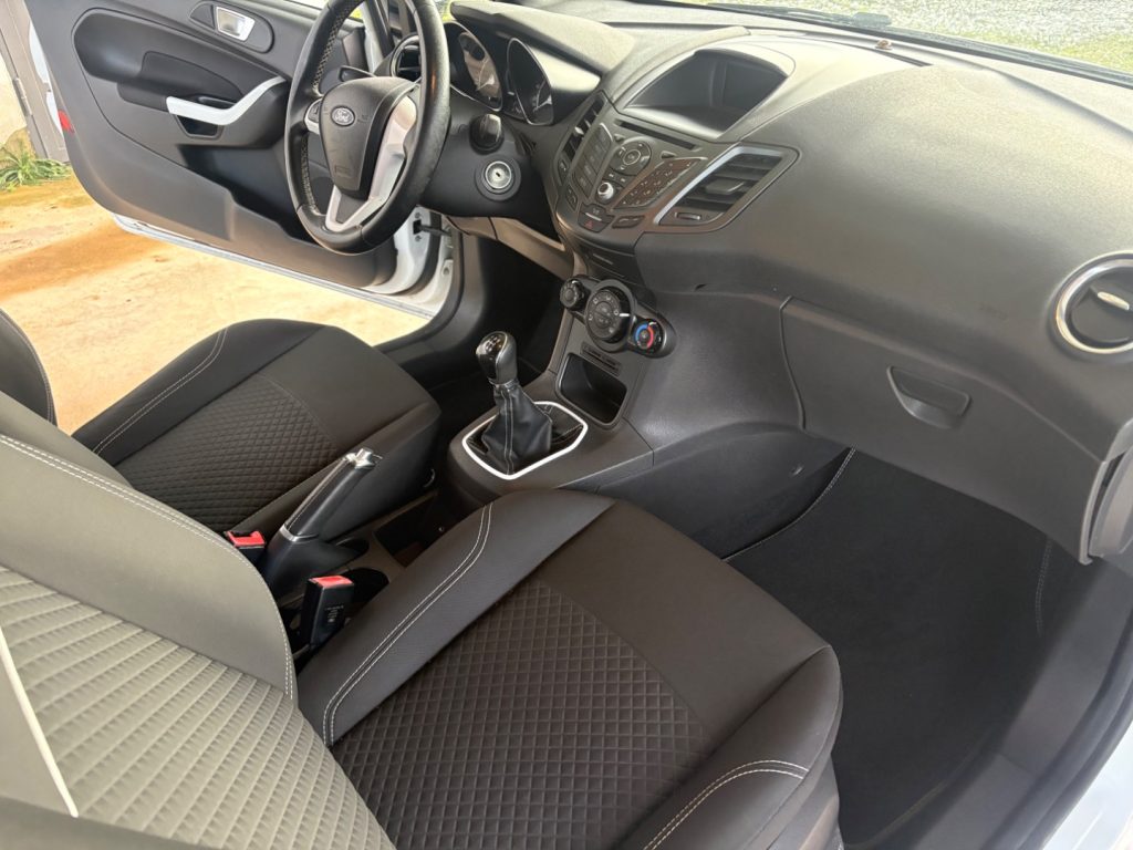 FORD Fiesta 1.0 80CV ST LINE Black & White Edition BELLISSIMA - 10