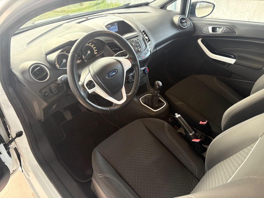 FORD Fiesta 1.0 80CV ST LINE Black & White Edition BELLISSIMA - 14